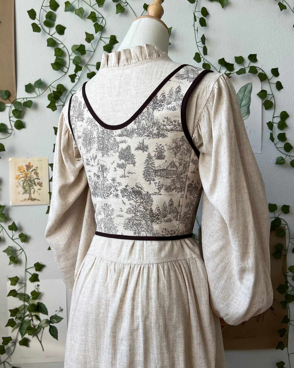 Reversible Brown Toile de Jouy Corset