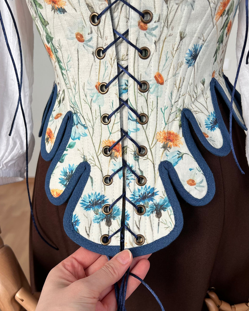 Reversible 18th-century Blue Wildflowers Stays