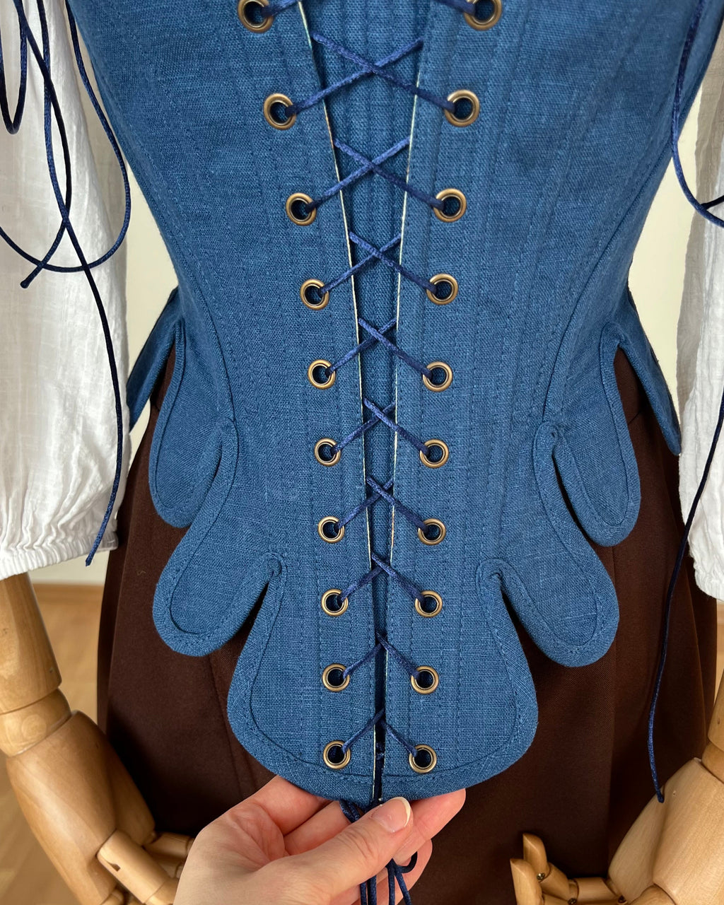 Reversible 18th-century Blue Wildflowers Stays