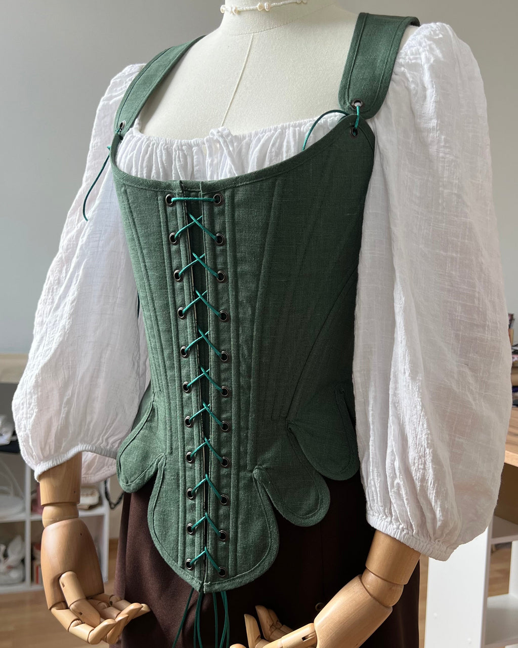 Reversible 18th-century Green Fern Stays